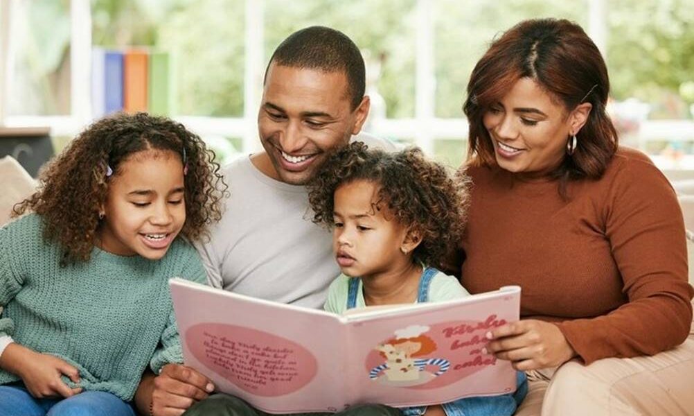 Como incentivar o hábito de leitura nos Filhos fora da escola